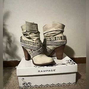Size 8 1/2 shoes